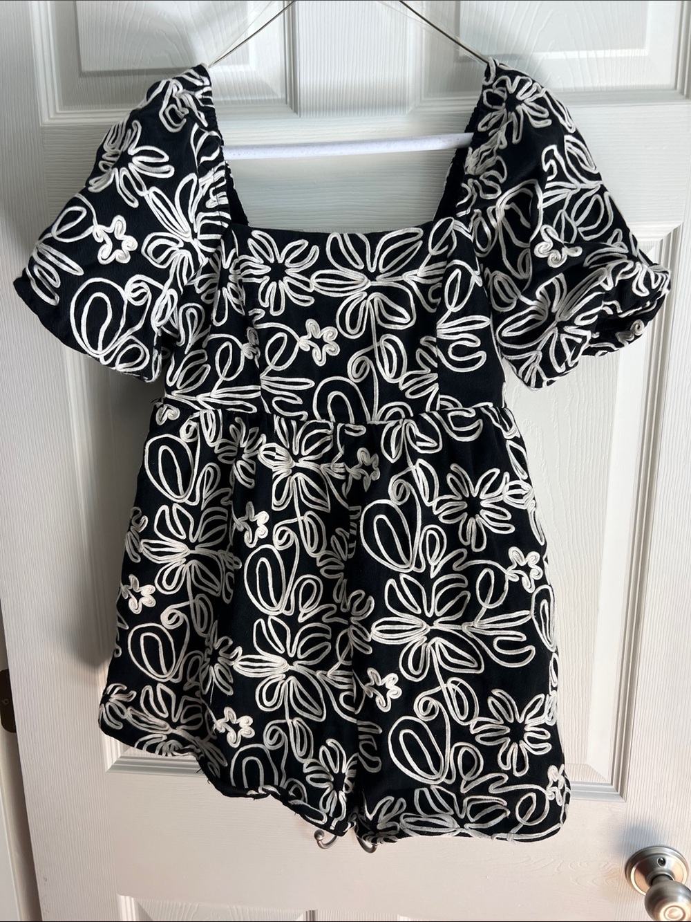 Main Strip Black Top with White Floral Embroidery